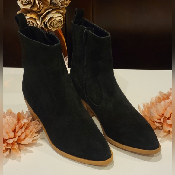 Western Ankle Boots/ LISA & VICKY/SIZE 7.5/BLACK SUEDE - Picture 3 of 4